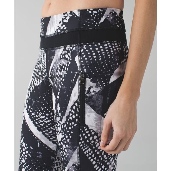 Lululemon Inspire Tight II Mesh Leggings Static Mist Women's Black White Size 6 - Picture 1 of 5